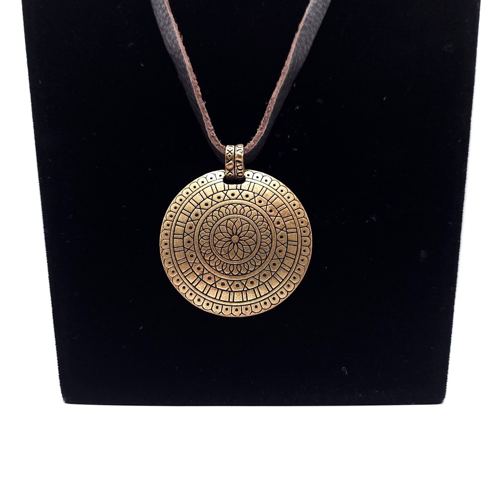 Lucky Brand Gold Mandala Pendant Necklace Brown Leather Cord Boho